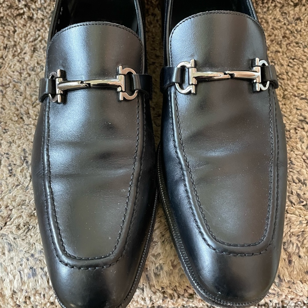 Salvatore Ferragamo shoes in black with horse bit detail. Size 8 1/2 D
